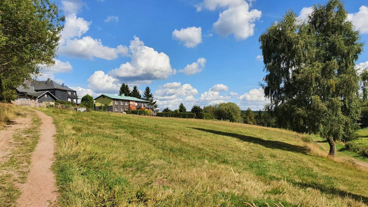 Monis Gemuetliche Ferienwohnungen Suhl Exteriör bild