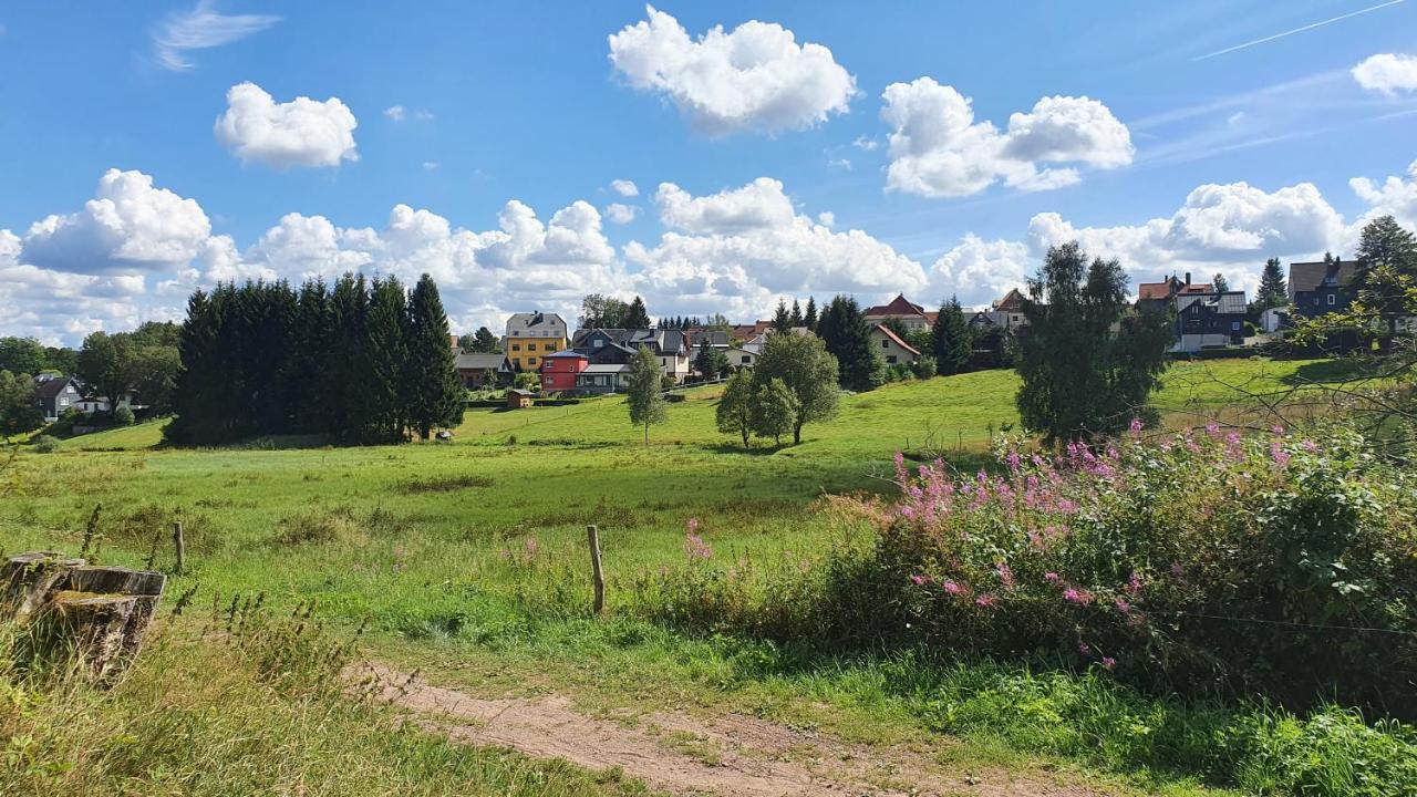 Monis Gemuetliche Ferienwohnungen Suhl Exteriör bild