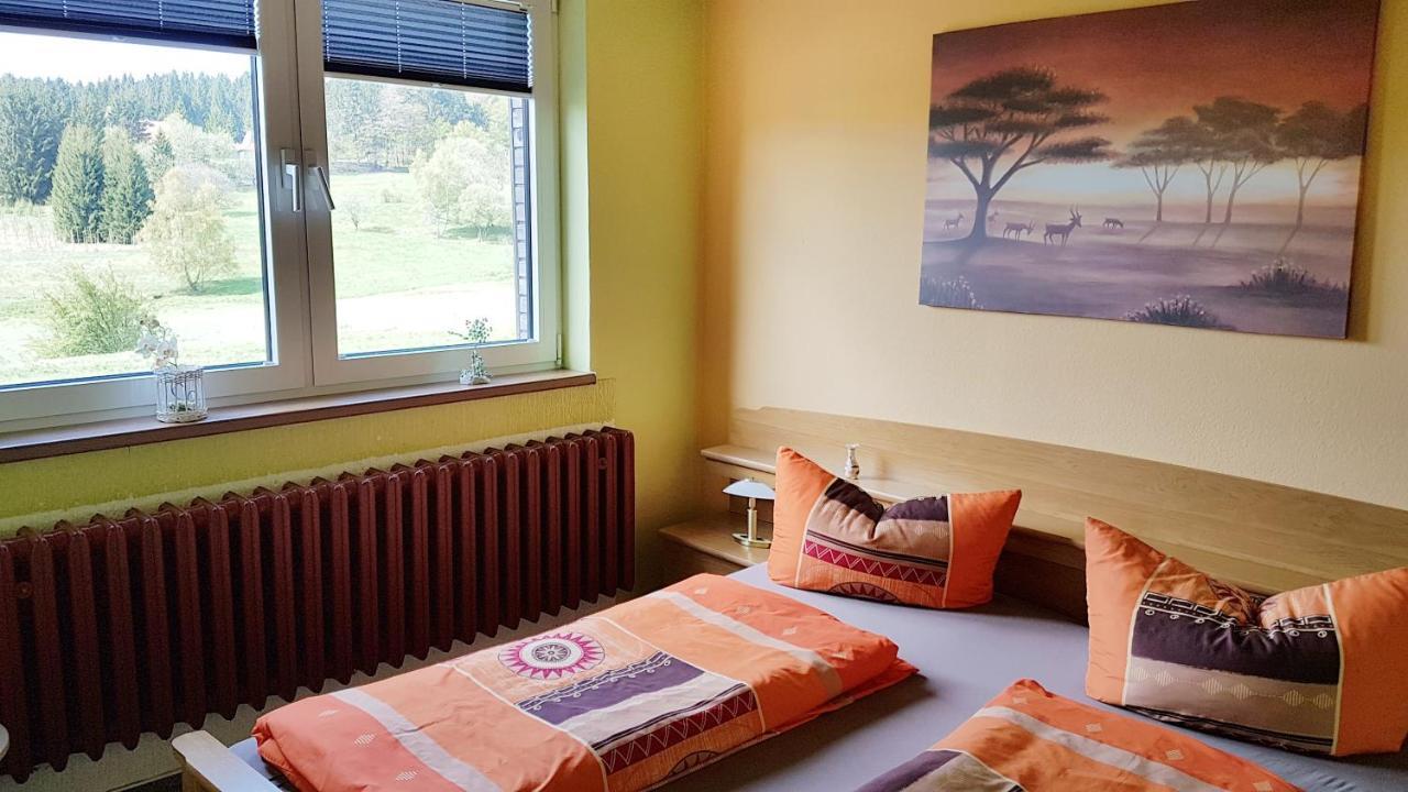 Monis Gemuetliche Ferienwohnungen Suhl Exteriör bild